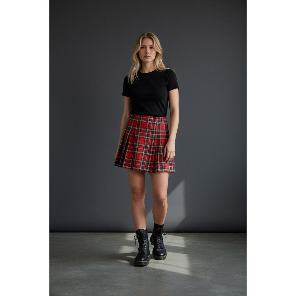 VINTAGE Ice Fire Kilt, Canadian Made, Women’s Size 5, Red Green Plaid, Kilt Pin